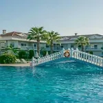 Golf Village Otel 4*
