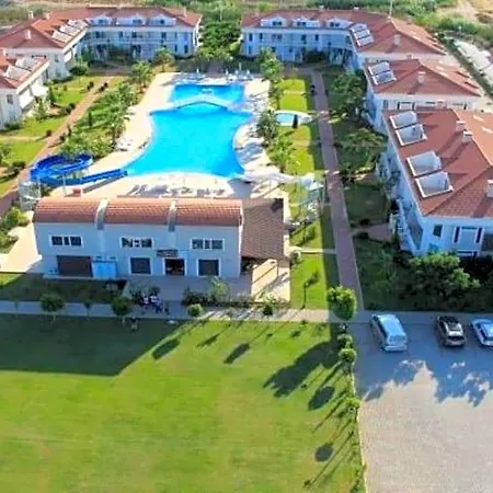 Hotel Golf Village 4*