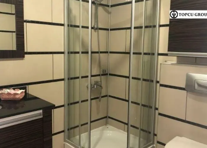 Golf Village באלאק